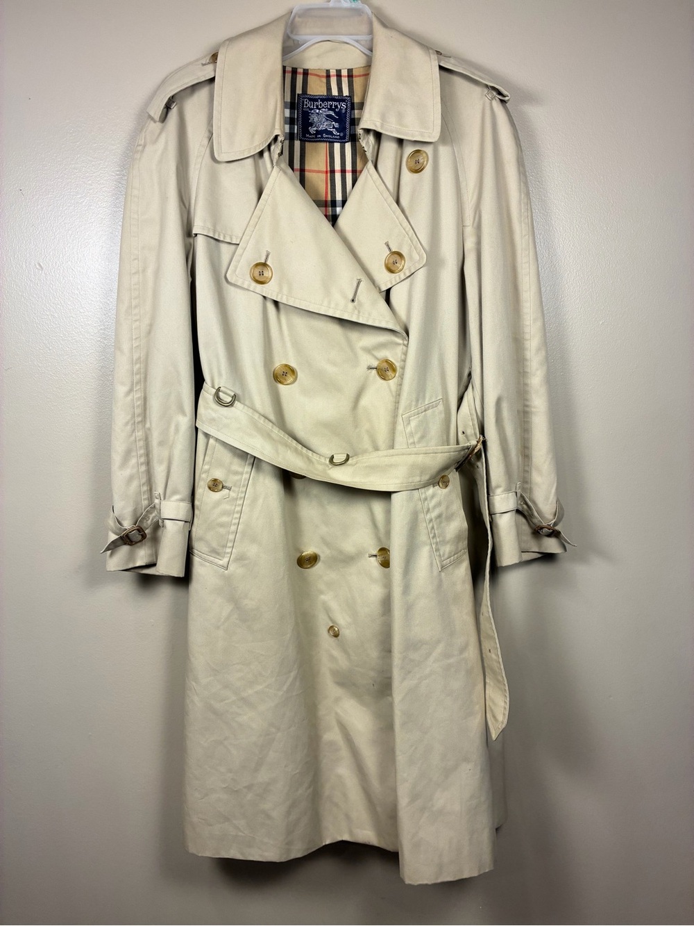 Burberry England VTG Novacheck Classic Double Breasted Belted Trench Coat Unisex